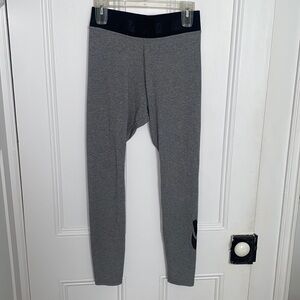 Nike Sportswear Essential Women's High-Waisted Logo Leggings